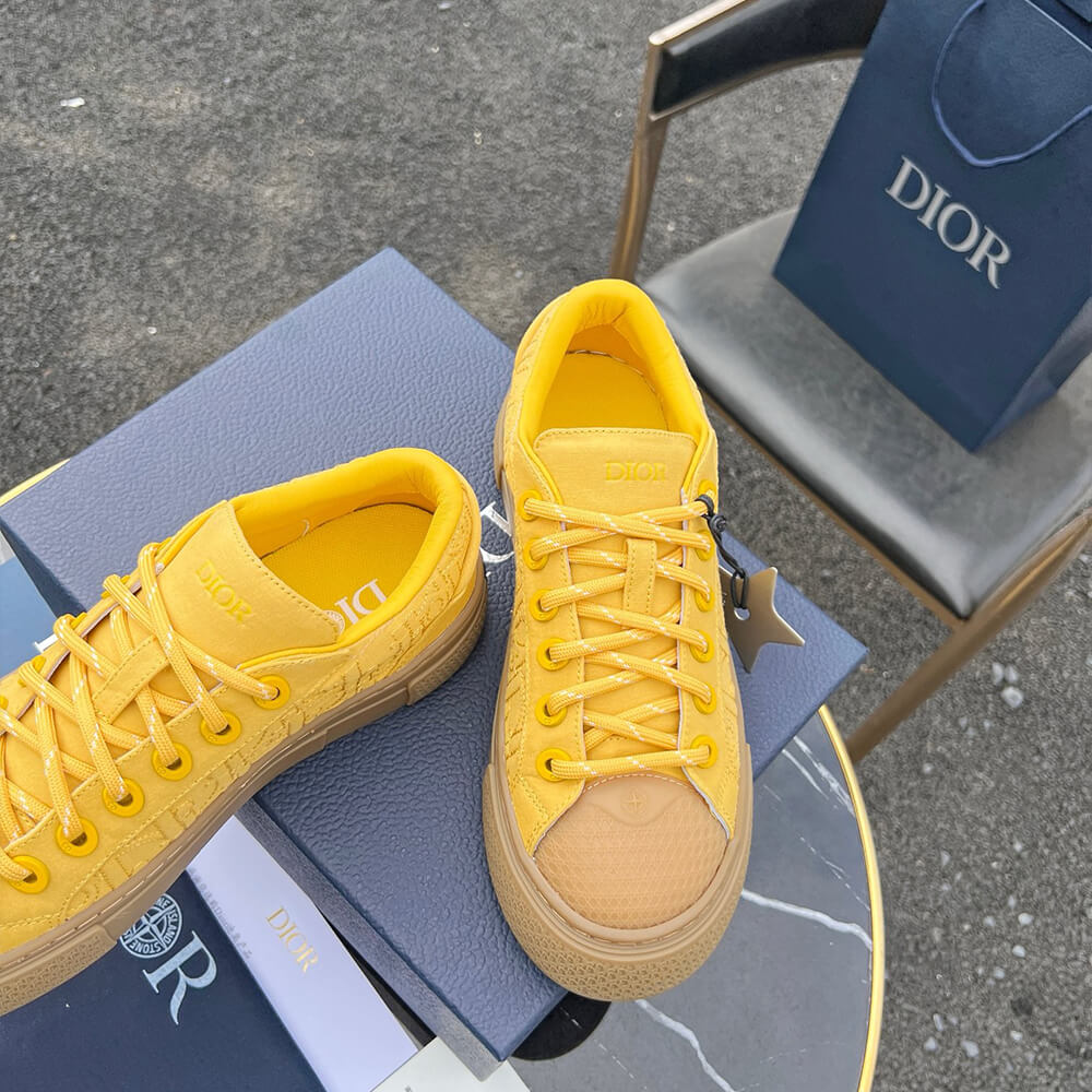 D*or b33 sneaker