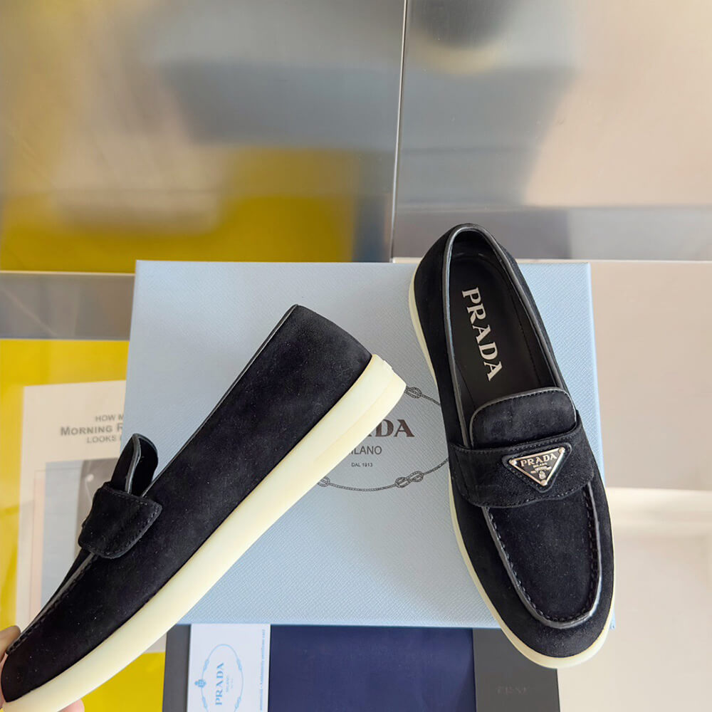 Pra*a unisex loafer