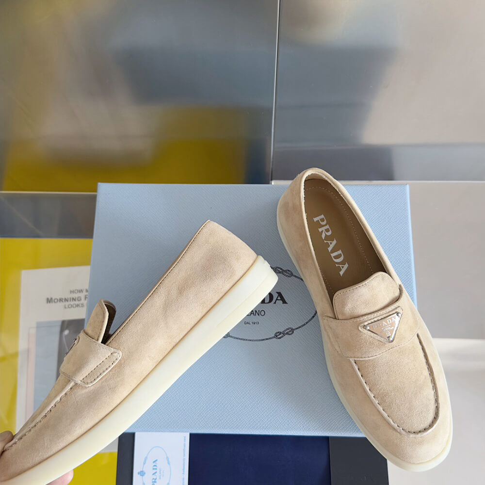 Pra*a unisex loafer
