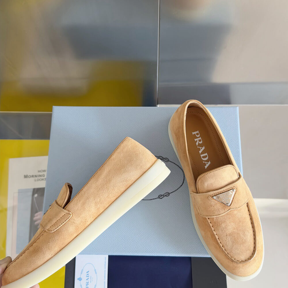 Pra*a unisex loafer