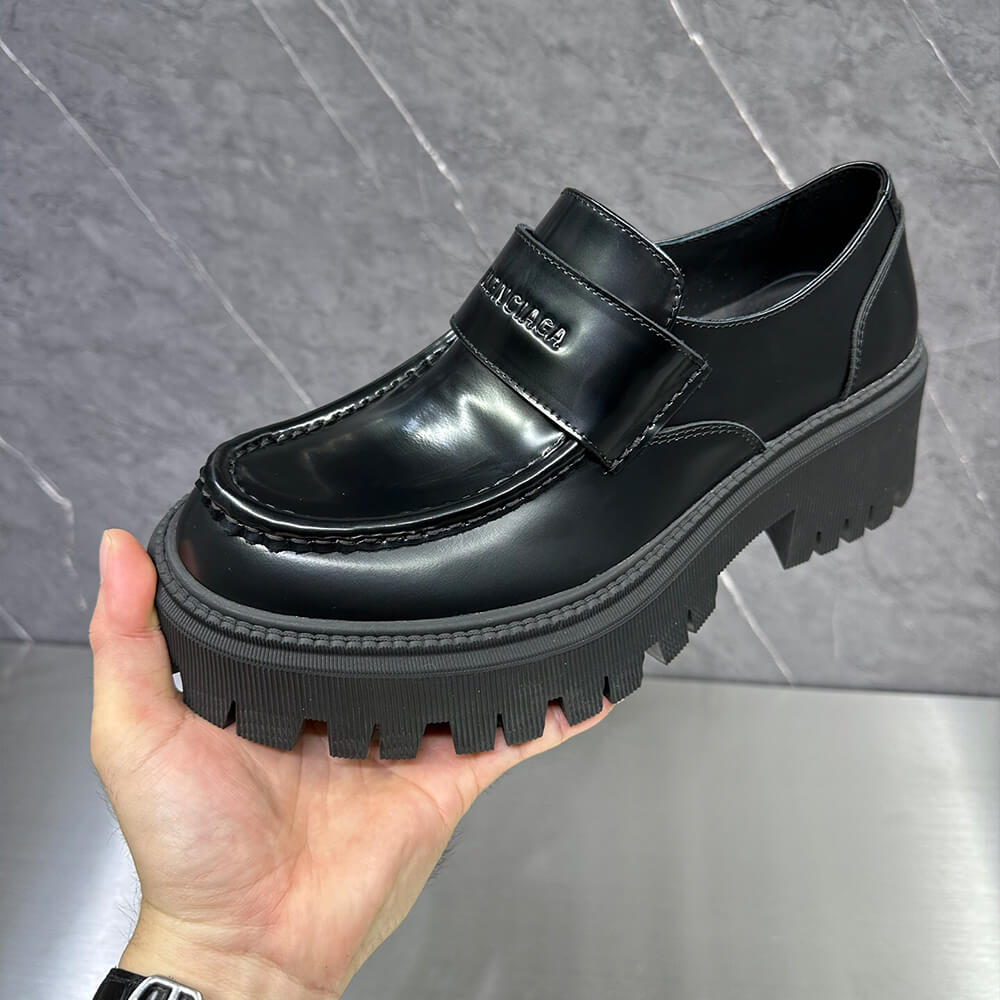 Ba*len*cia*ga men loafer