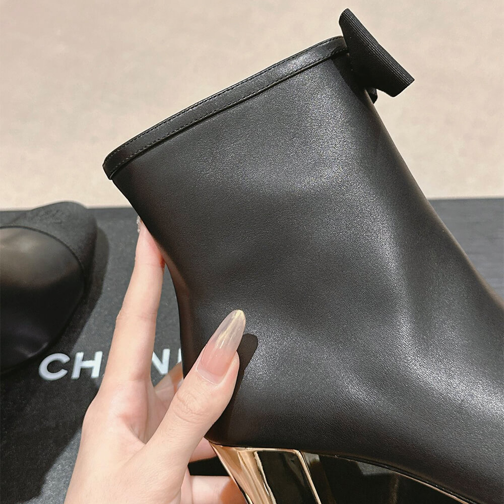 Ch*el boots