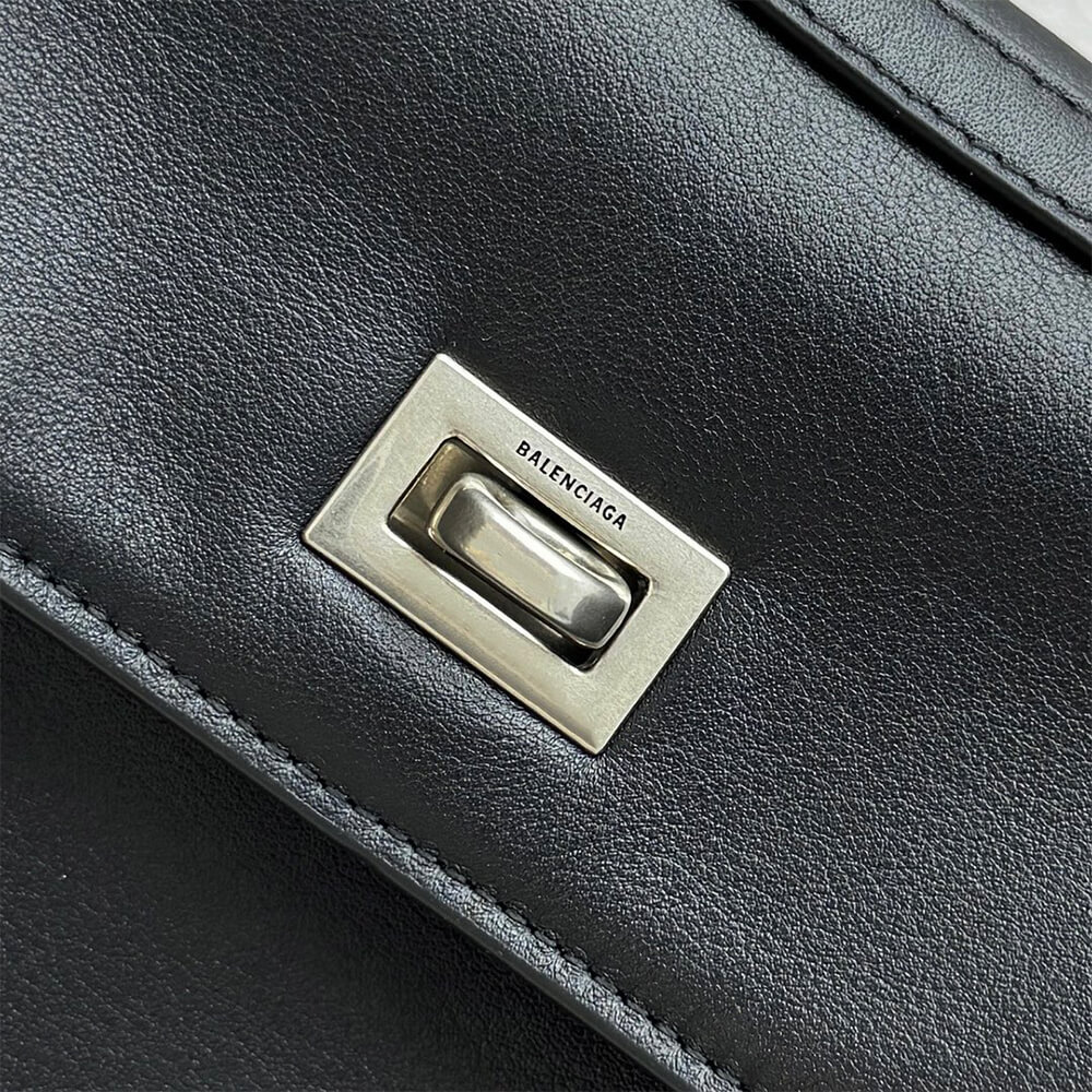Ba*len*cia*ga women’s rodeo small handbag in black(high-end grade)