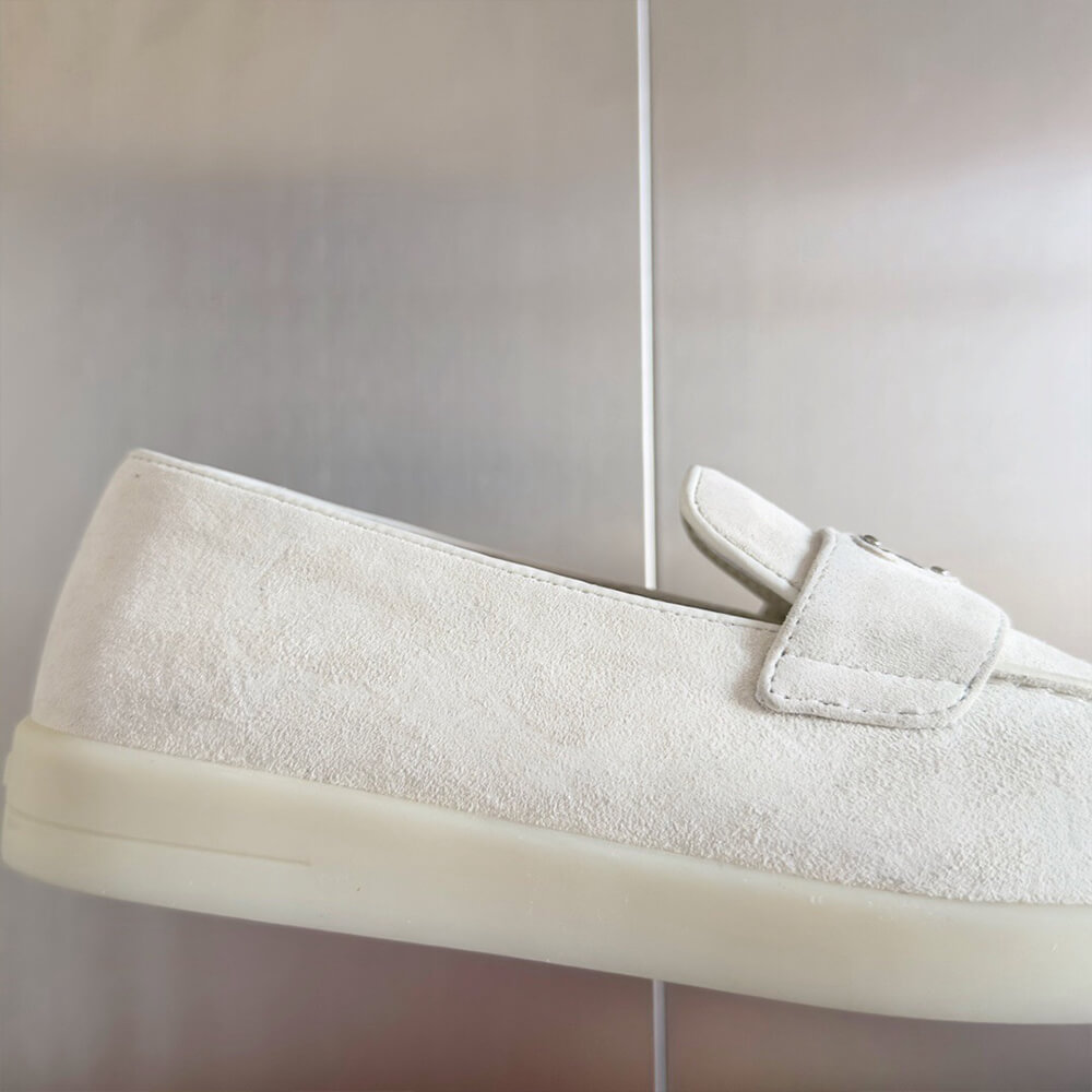 Pra*a unisex loafer