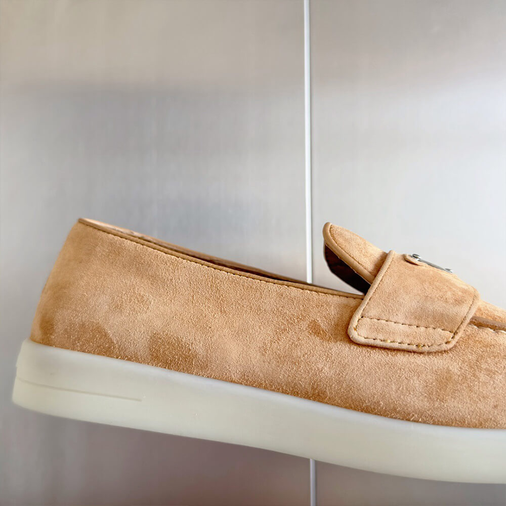 Pra*a unisex loafer