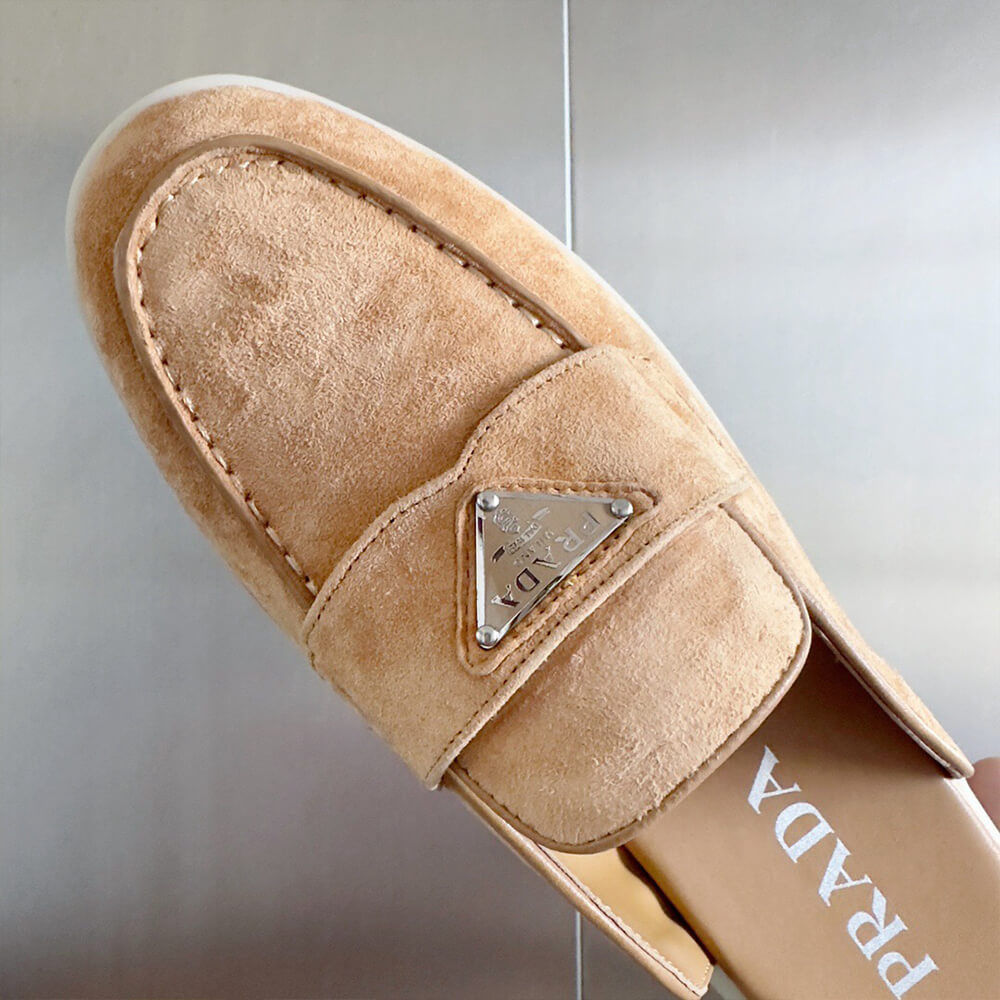 Pra*a unisex loafer