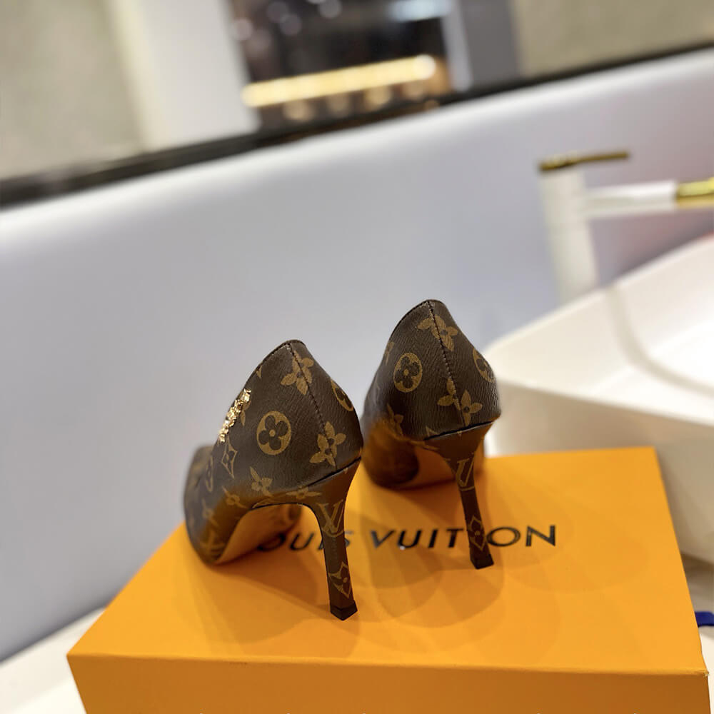 LV Signature Pumps