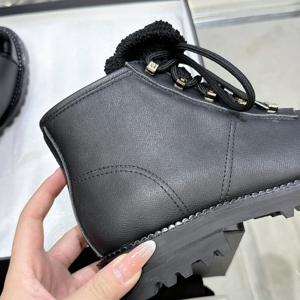 Ch*el boots