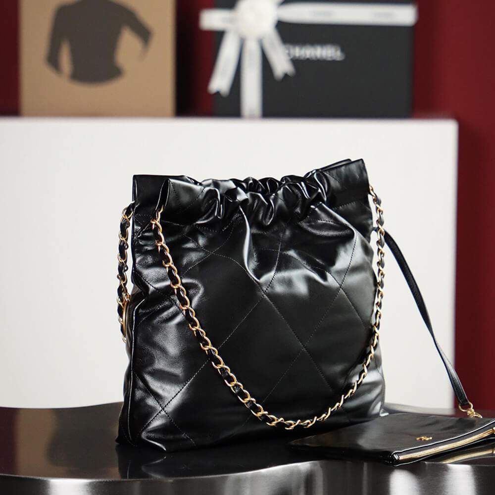 Ch*el 22 small handbag(tax-free grade)