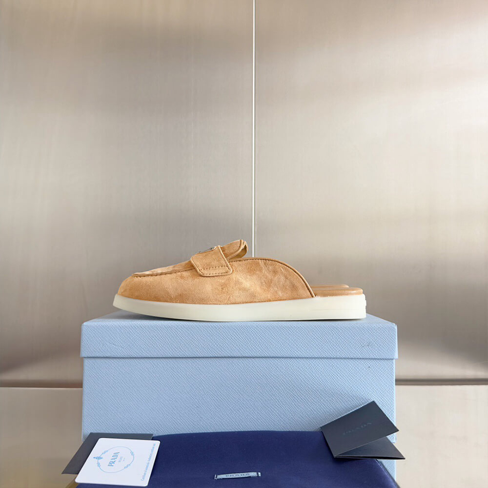 Pra*a unisex loafer