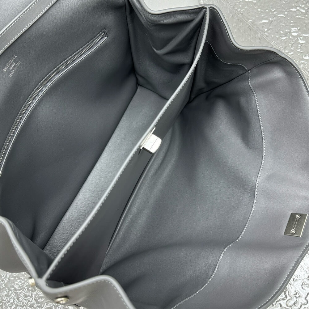 Ba*len*cia*ga rodeo medium handbag(high-end grade)