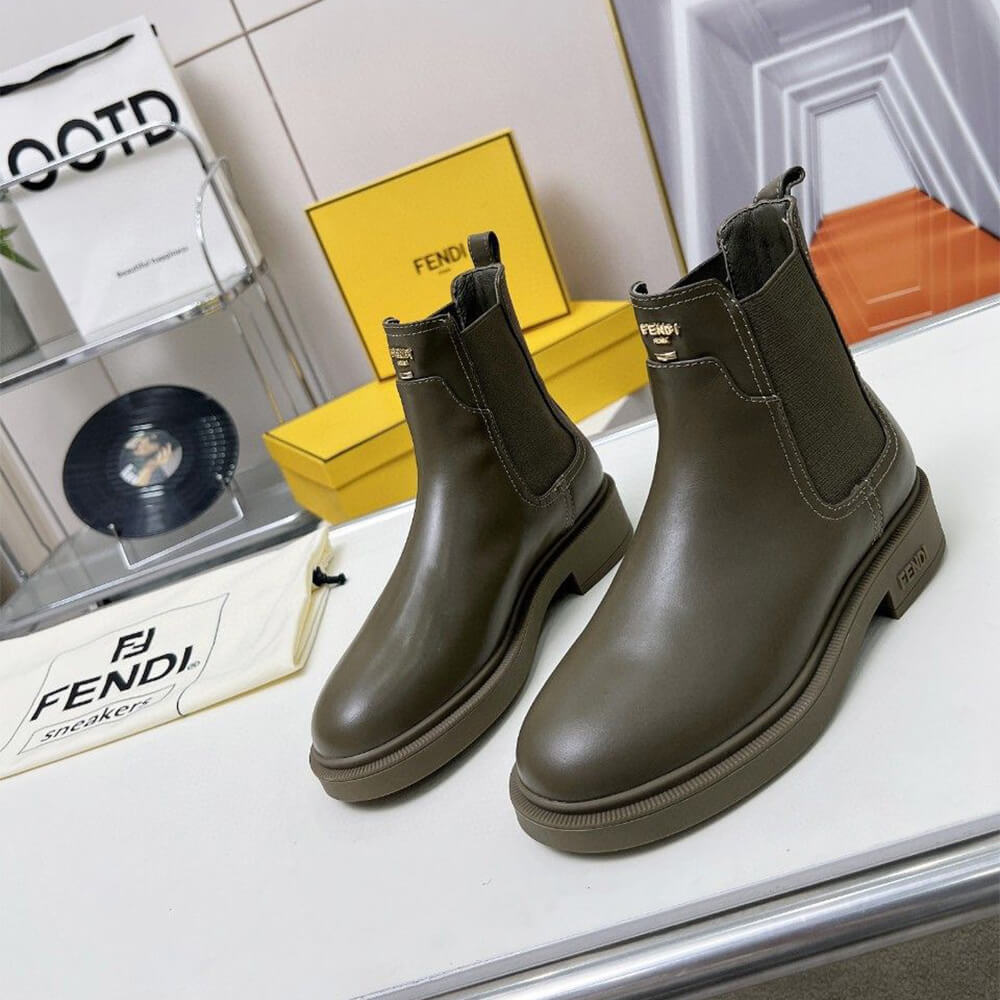 F**di boots