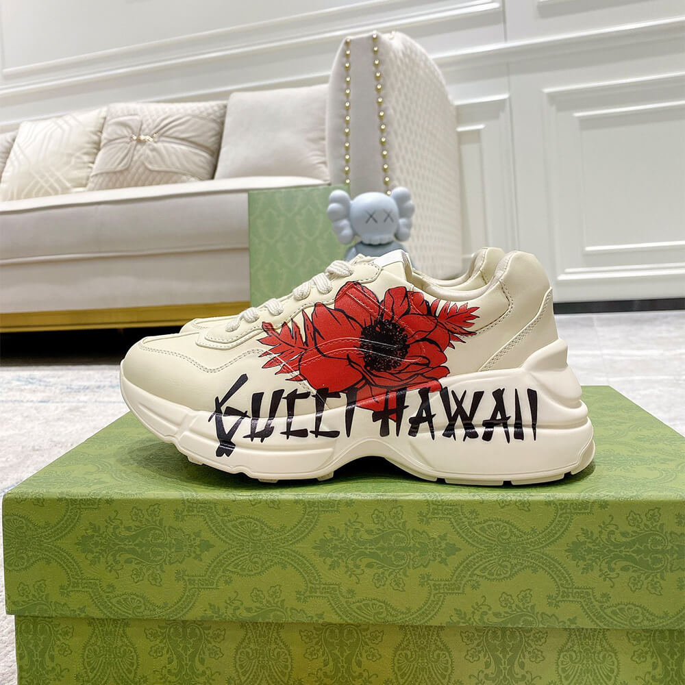 G*u*i rhyton hawaii print sneaker