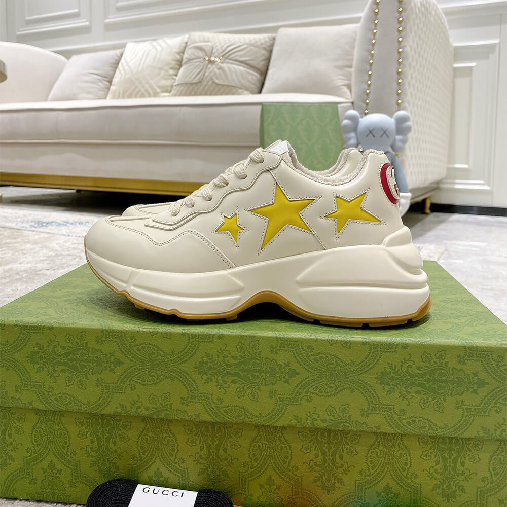 G*u*i rhyton sneaker with stars