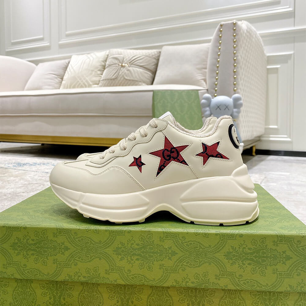 G*u*i rhyton sneaker with stars