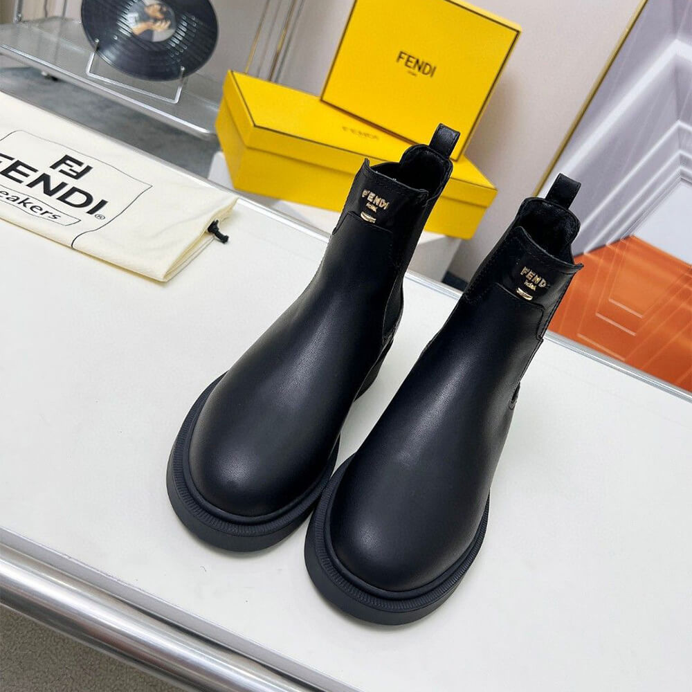 F**di boots