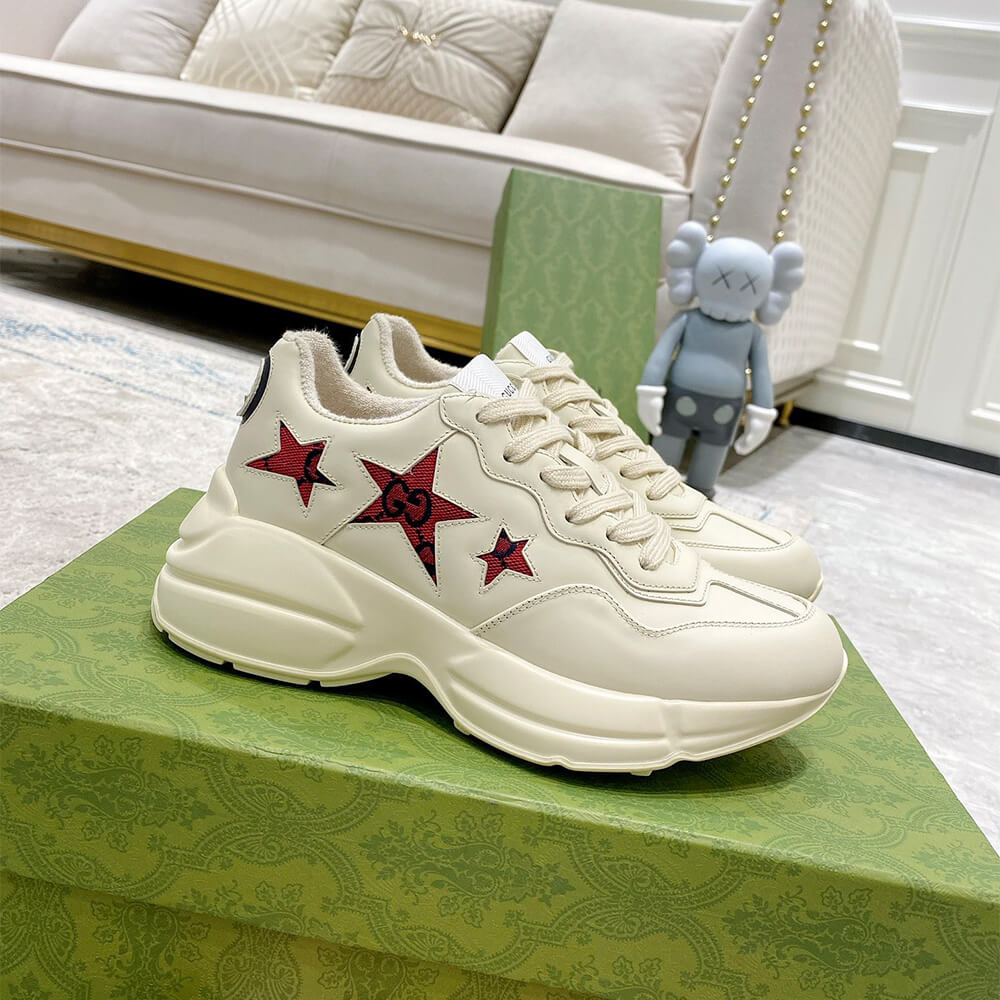 G*u*i rhyton sneaker with stars