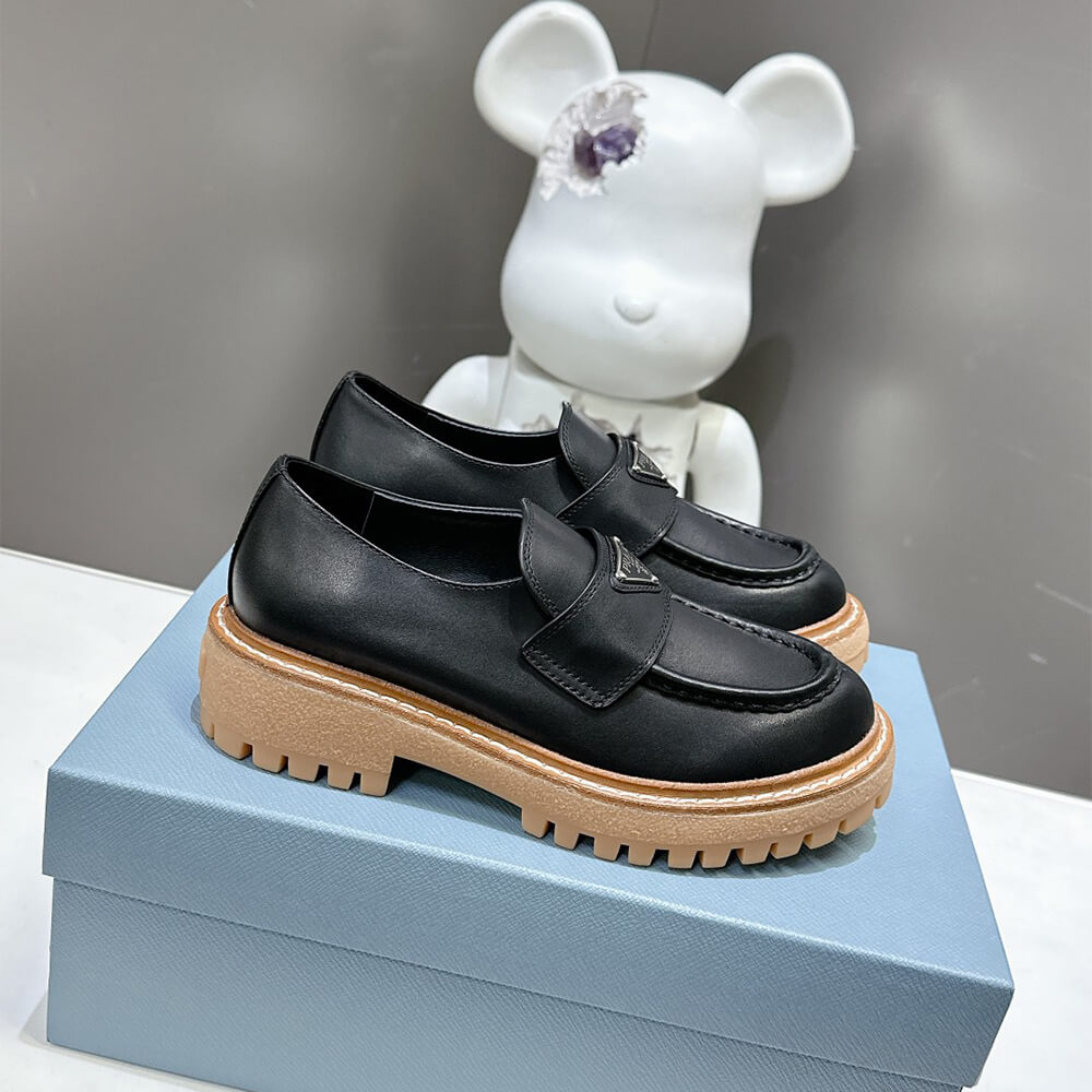 Pra*a leather loafers