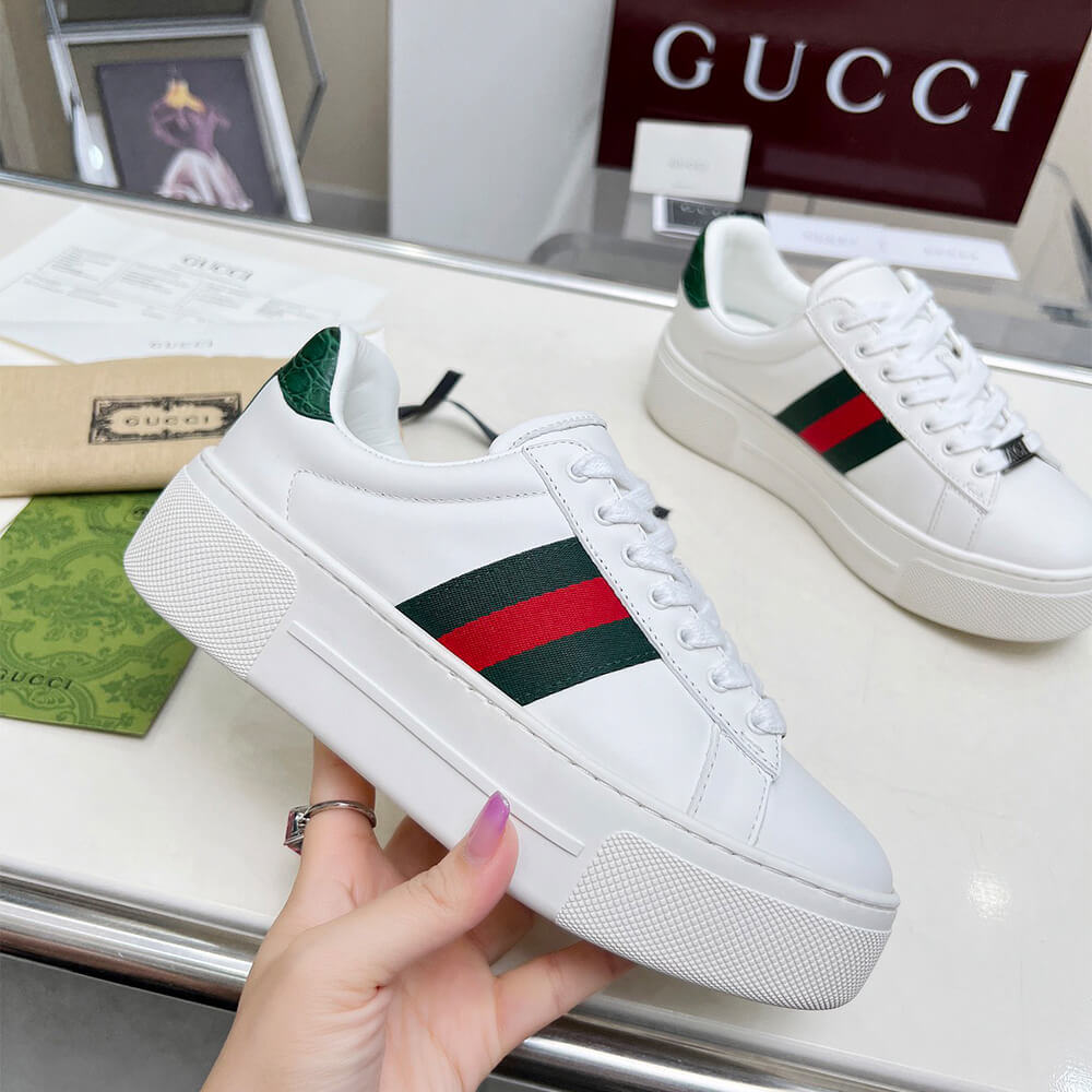 women’s G*u*i ace sneaker