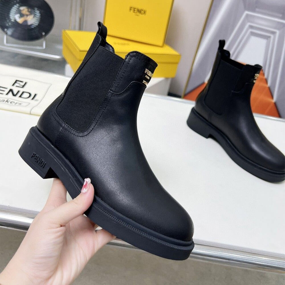 F**di boots