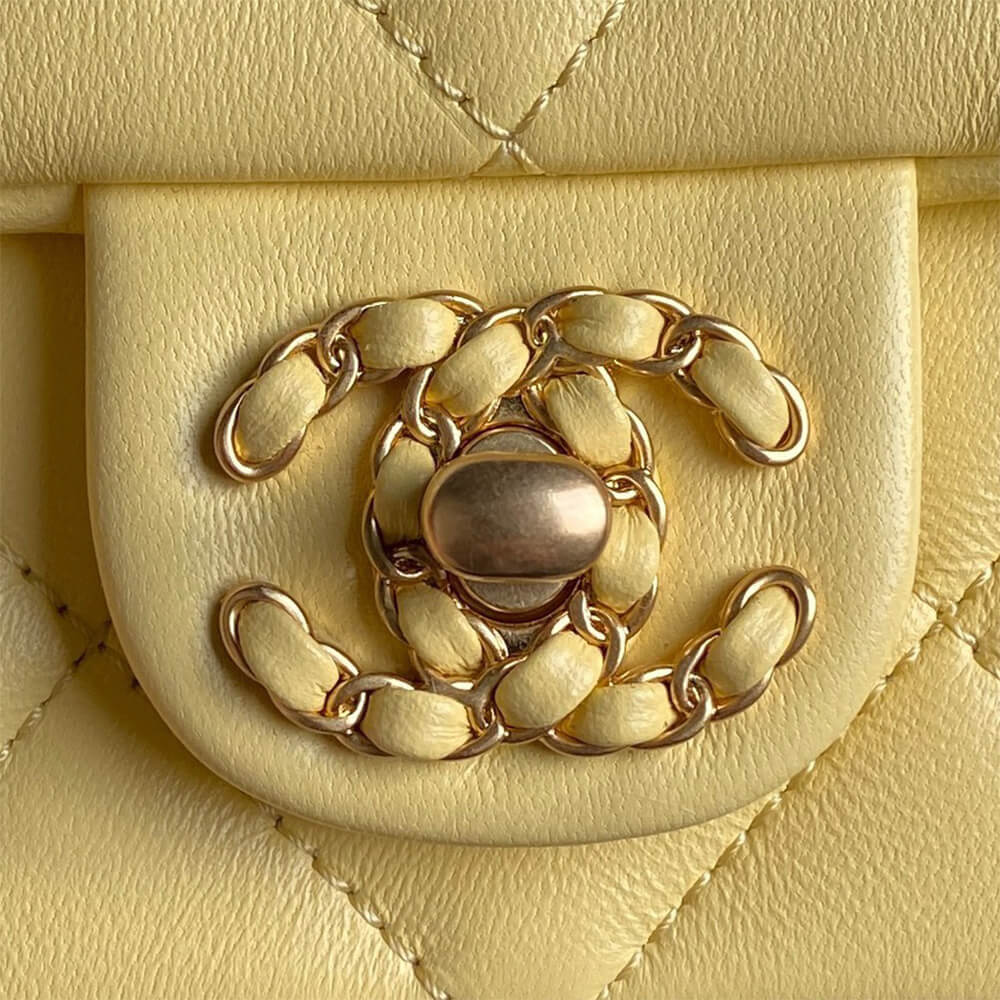 Ch*el flap bag with top handle(high-end grade)