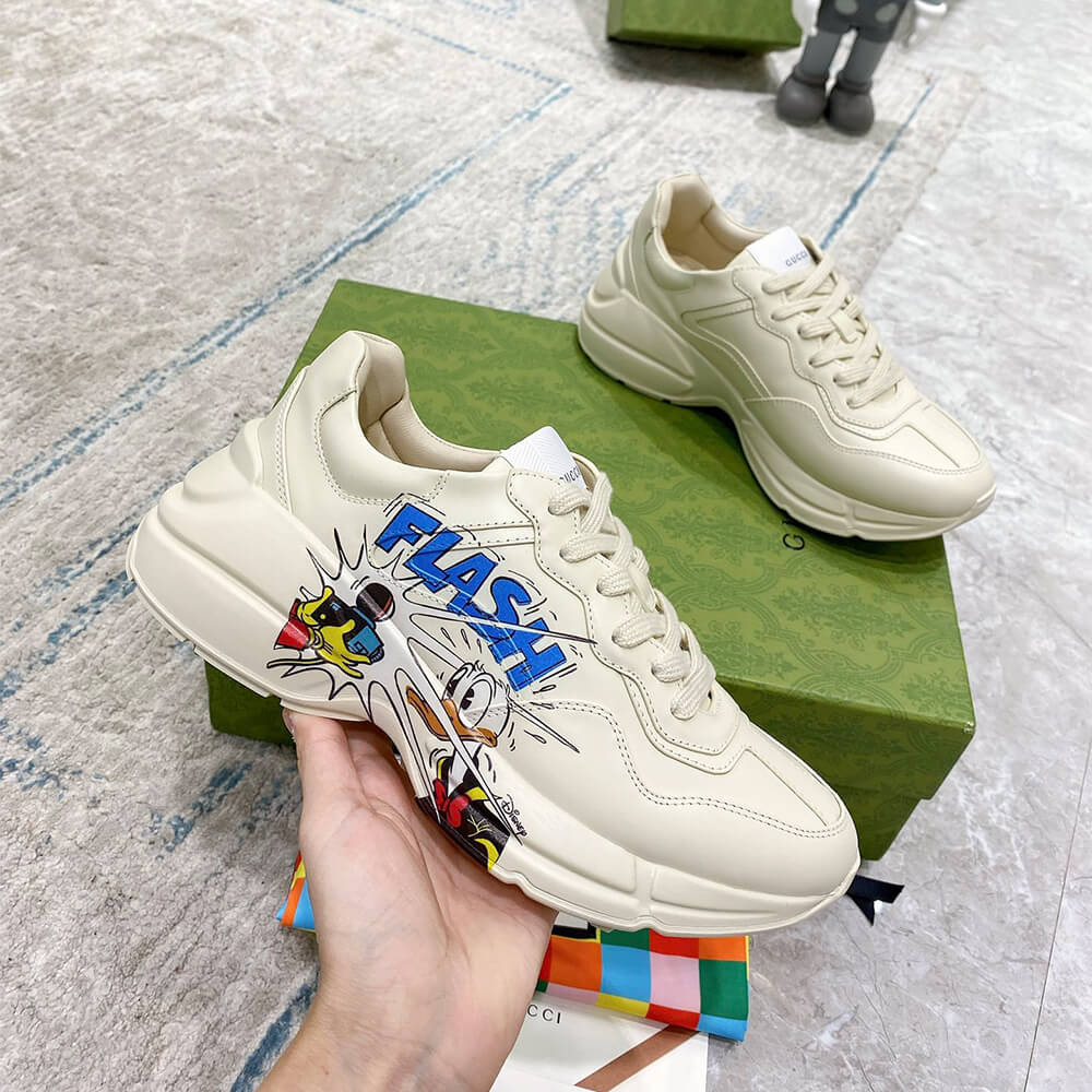 disney x G*u*i rhyton ‘donald duck’ sneaker