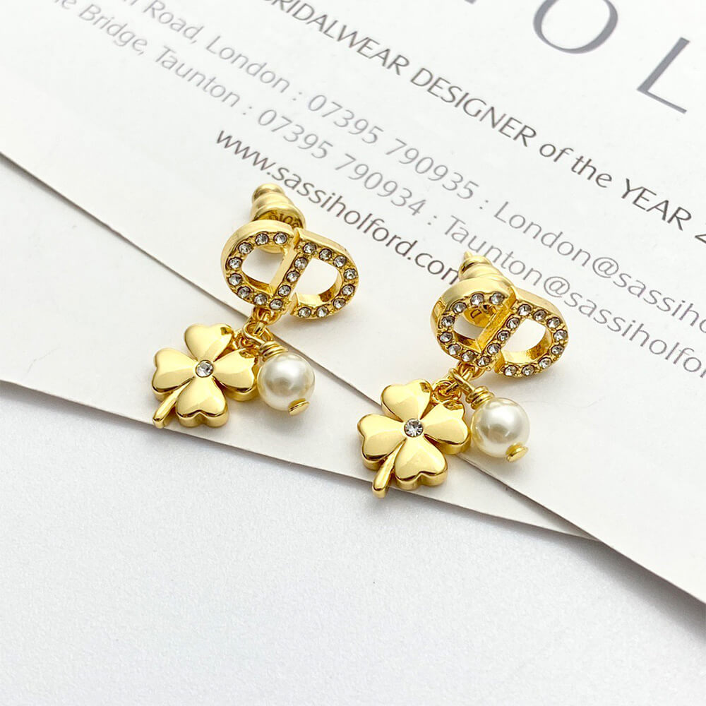 D*or cd lucky charms earrings(high-end grade)