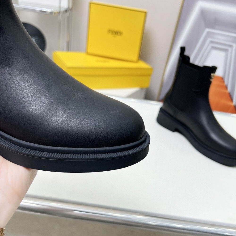 F**di boots