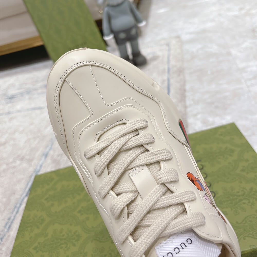 G*u*i rhyton sneaker with print