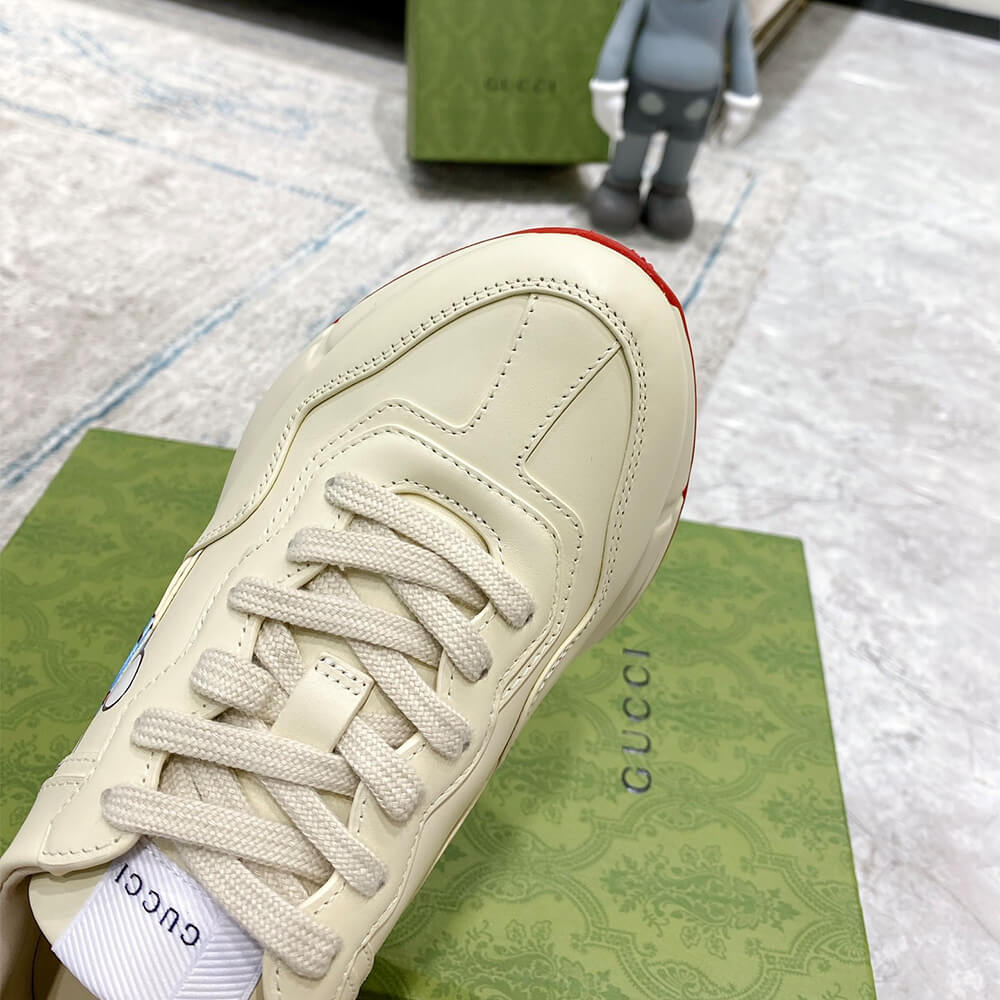 doraemon x G*u*i rhyton sneaker