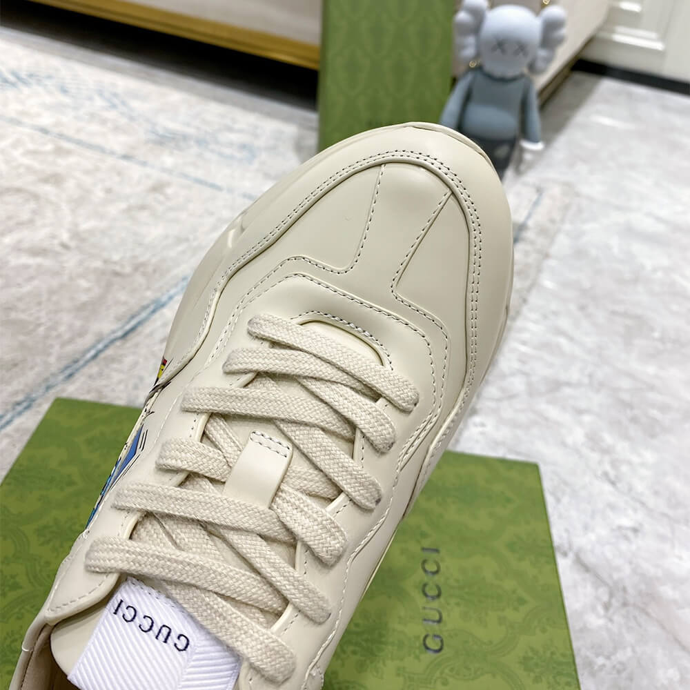 disney x G*u*i rhyton ‘donald duck’ sneaker