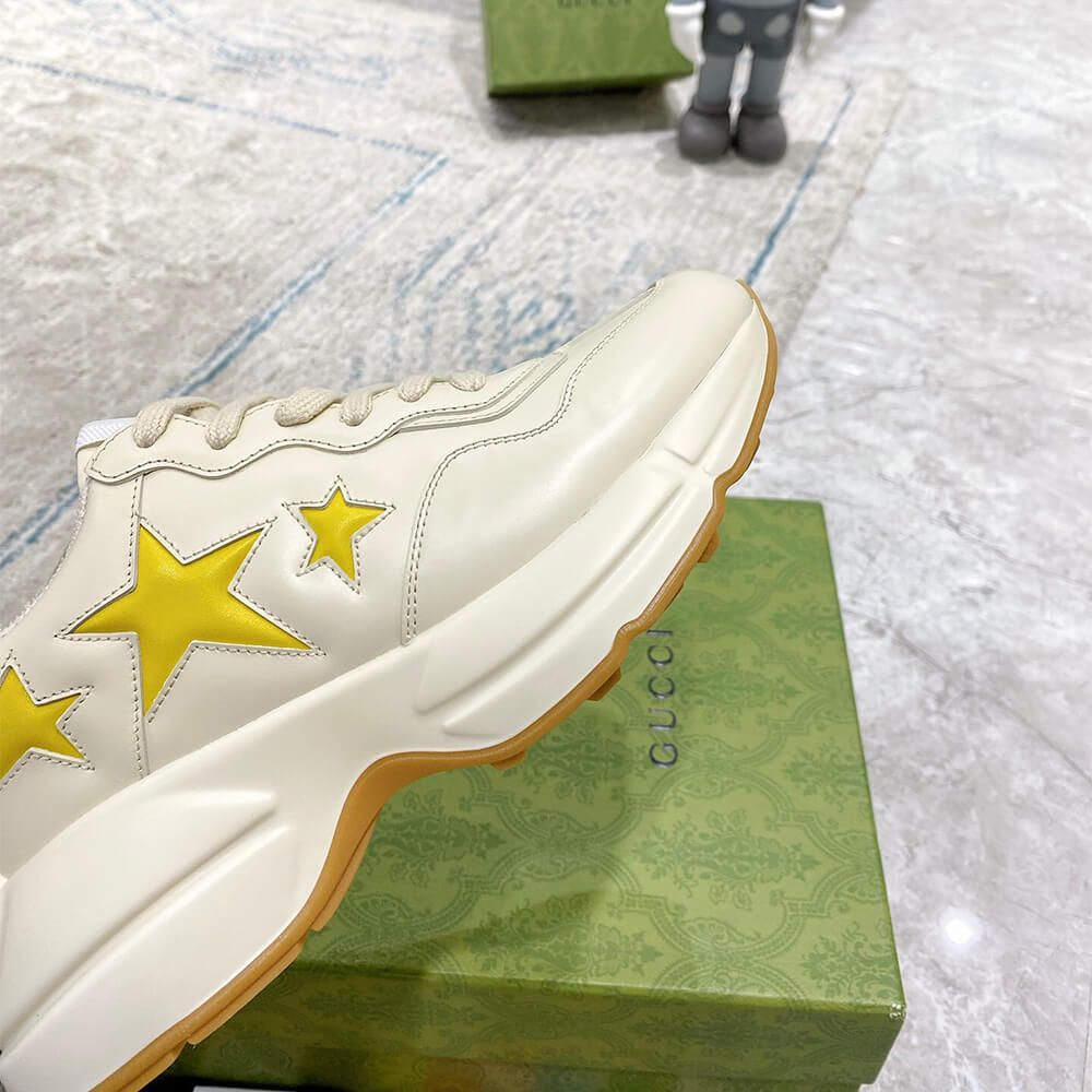 G*u*i rhyton sneaker with stars