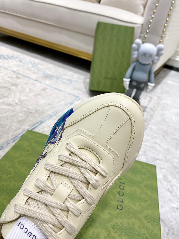 G*u*i rhyton wave sneaker