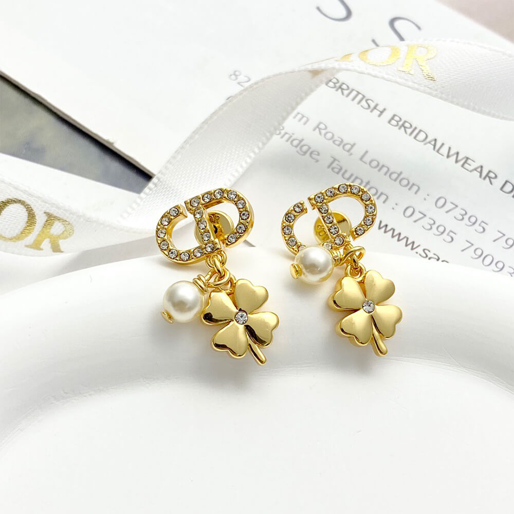 D*or cd lucky charms earrings(high-end grade)