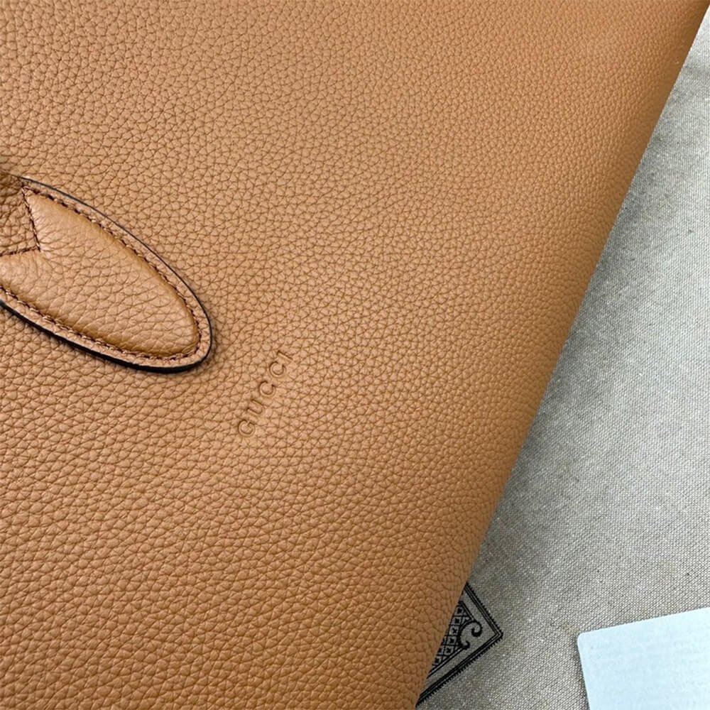 G*u*i large tote bag with hook closure(high-end grade)