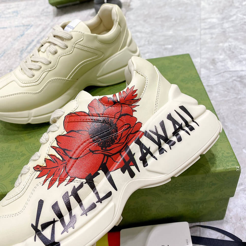 G*u*i rhyton hawaii print sneaker
